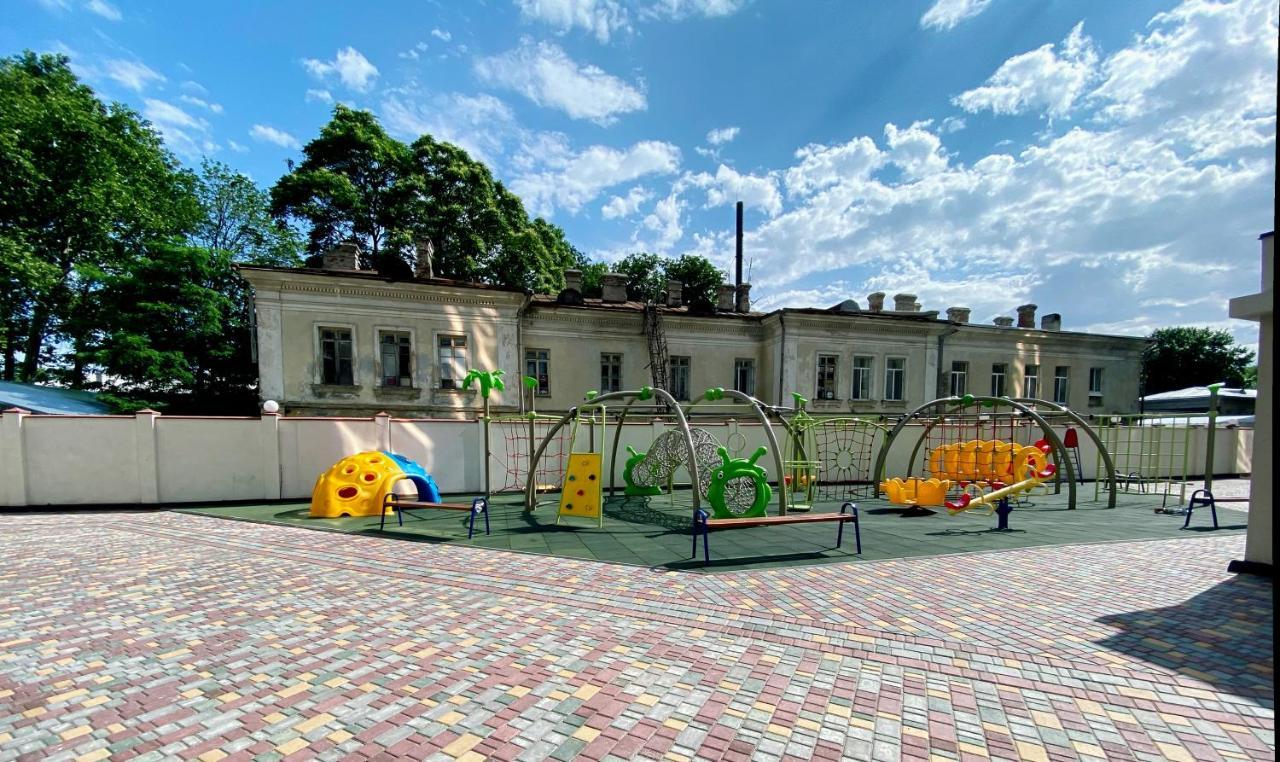 Italian Boulevard Modern Apartment Odesa Exterior foto