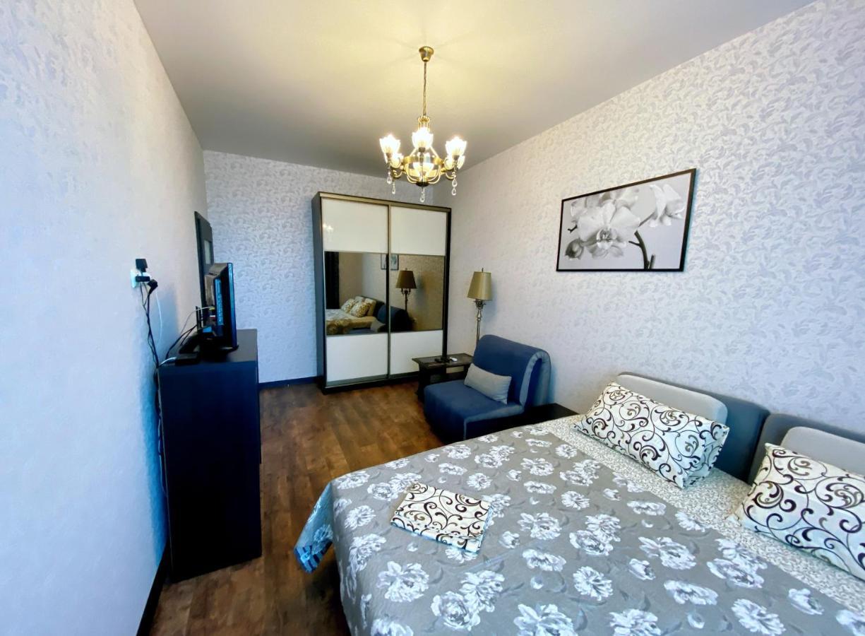 Italian Boulevard Modern Apartment Odesa Exterior foto